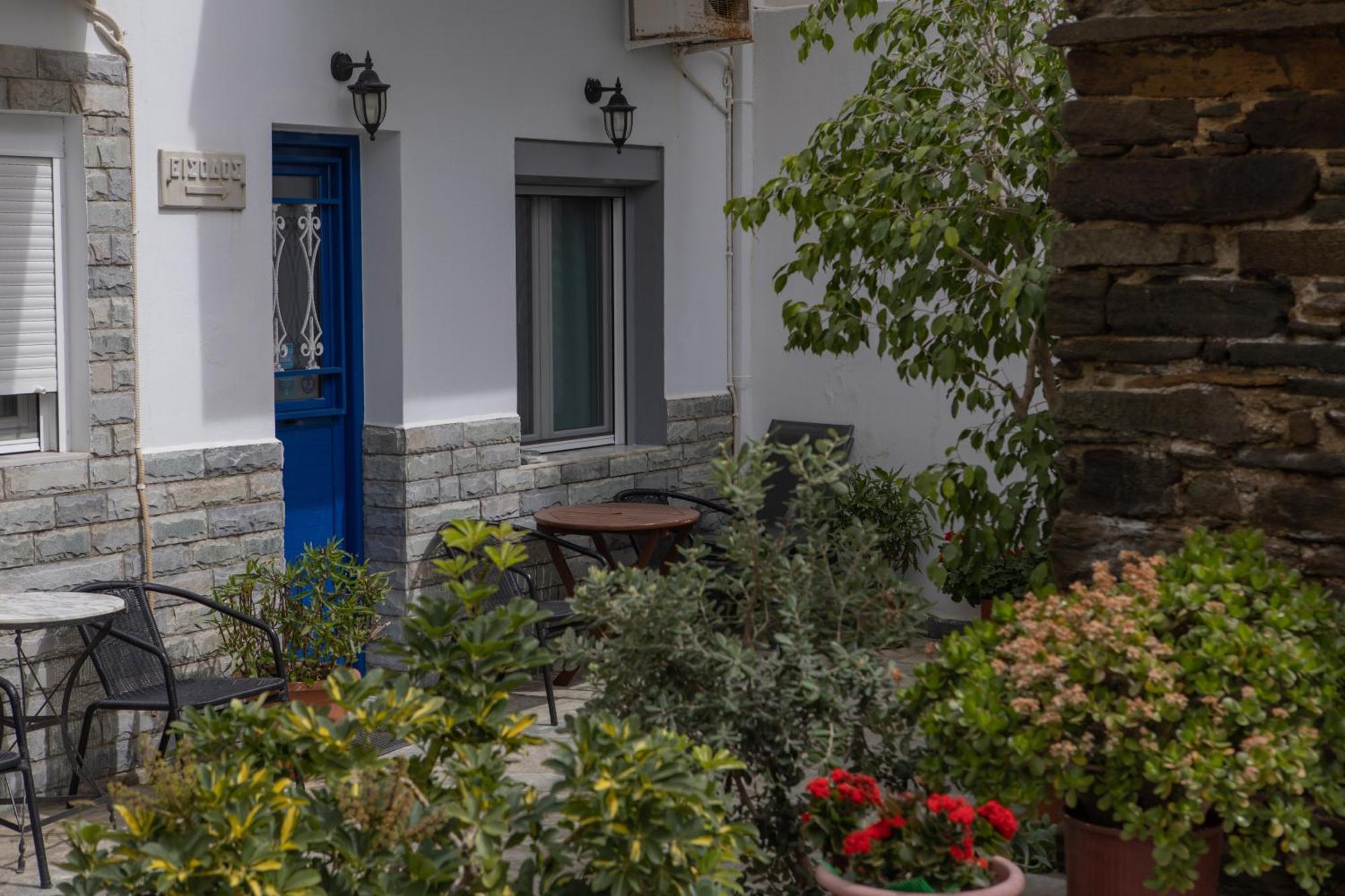 Soula Rooms Tinos Exterior photo