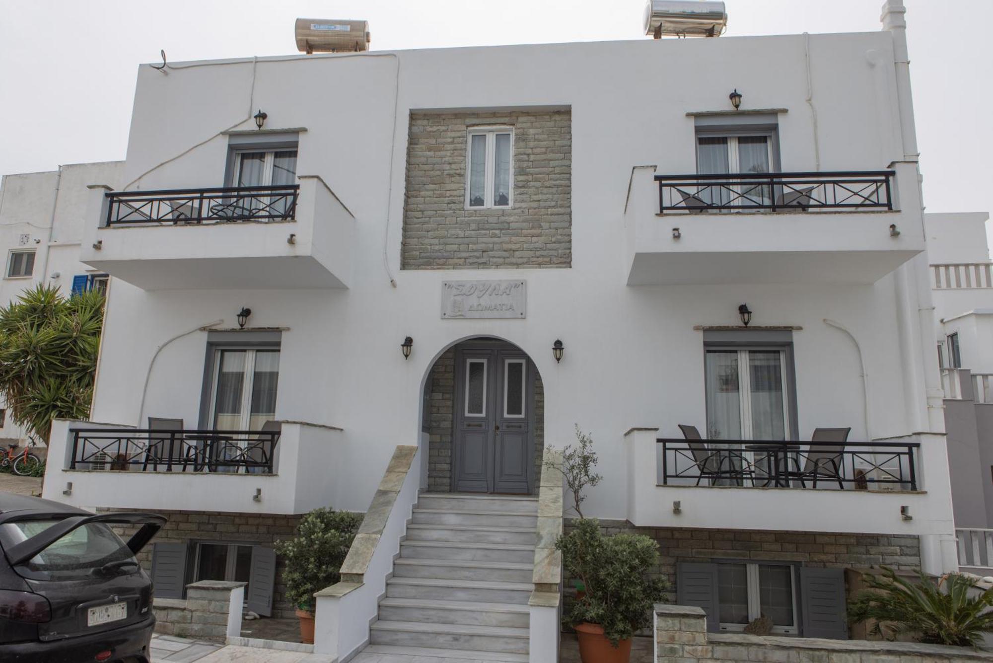 Soula Rooms Tinos Exterior photo